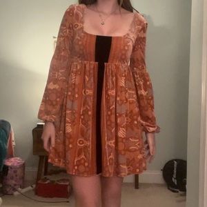 FREE PEOPLE BABYDOLL DRESS🧡🌼🍦